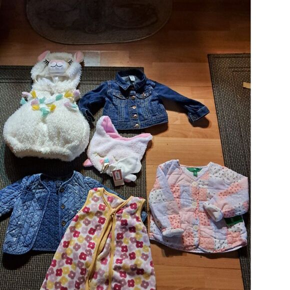 4 sweet jackets for kids appx 18 Mo-2T plus cap & mittens-some new with tags - Picture 7 of 9